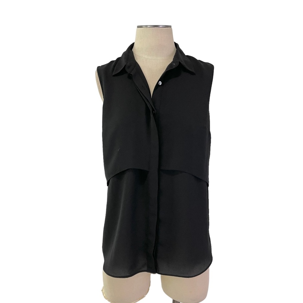 Sandra- Sleeveless Black Button Down Top Size Small.